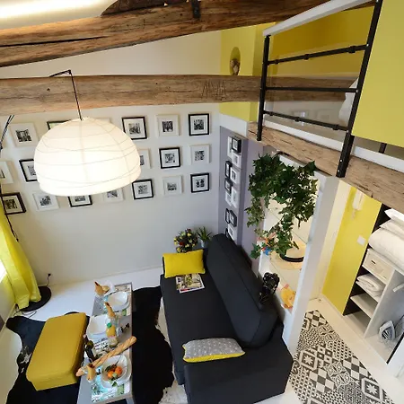 Appartement Les Patios Du Marais 1 *