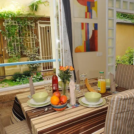 Les Patios Du Marais 1 Párizs