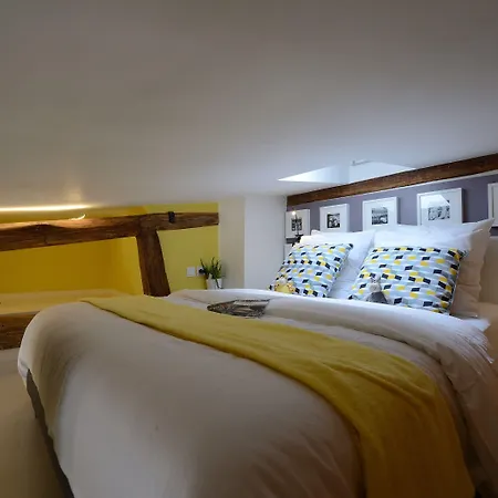 Les Patios Du Marais 1