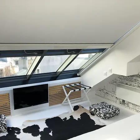 Les Patios Du Marais 1 *