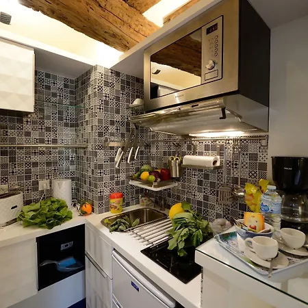 Appartamento Les Patios Du Marais 1 Parigi