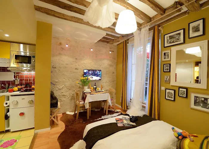 Apartment Les Patios Du Marais 1 *