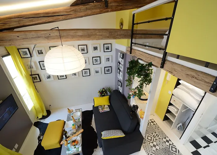 Apartment Les Patios Du Marais 1 *