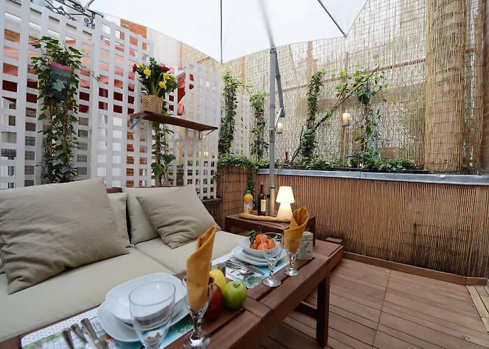 Les Patios Du Marais 1 *