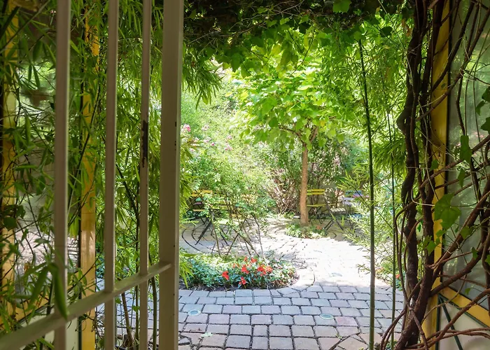 Les Patios Du Marais 1