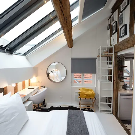 Les Patios Du Marais 1 *