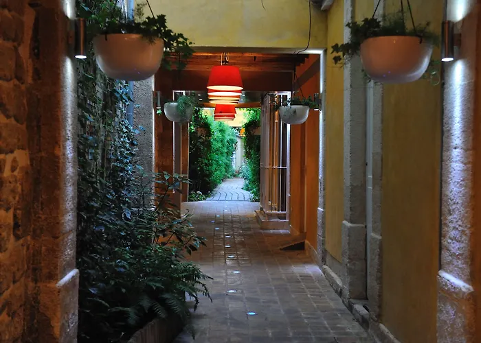 Les Patios Du Marais 1 * Paris
